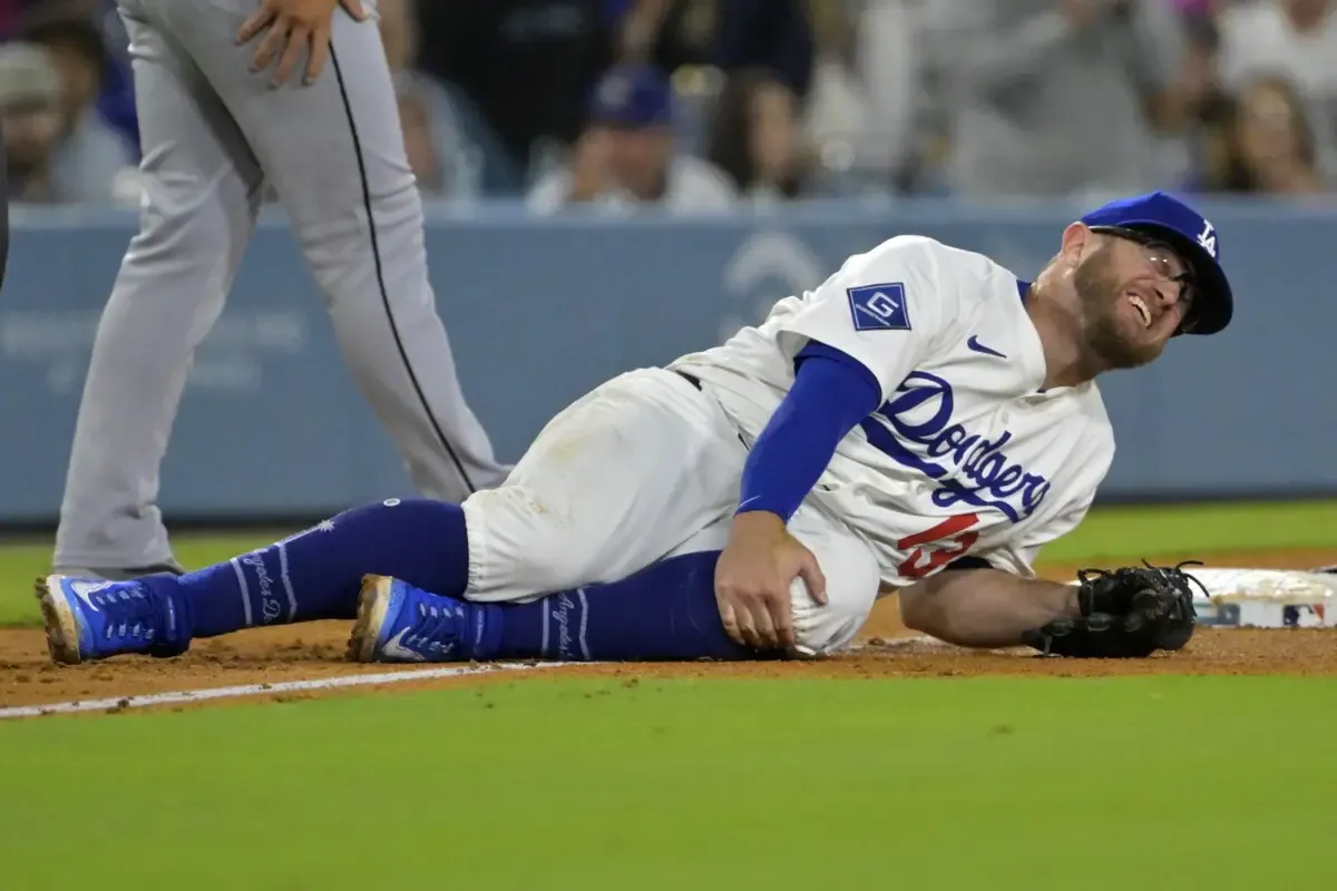 Dodgers Beri Kabar Terbaru tentang Max Muncy Setelah Cedera Mengerikan